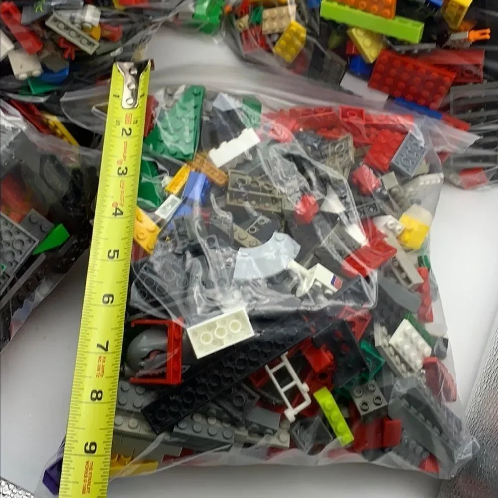 1 Gallon Mystery Bag Small Building Blocks